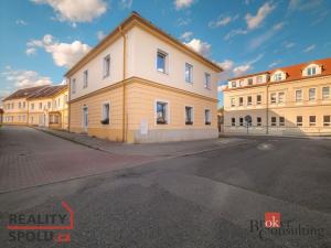 Prodej bytu 2+kk, Stod, Komenského nám., 54 m2