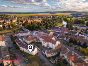Prodej bytu 2+kk, Stod, Komenského nám., 54 m2