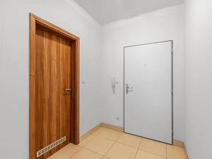 Pronájem bytu 2+kk, Praha - Košíře, Pod radnicí, 51 m2