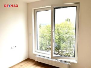 Pronájem bytu 2+kk, Beroun, Na Parkáně, 59 m2