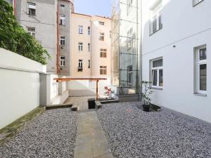 Prodej kanceláře, Praha - Libeň, Vacínova, 66 m2