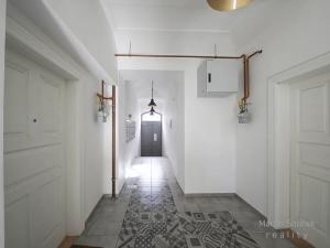 Prodej kanceláře, Praha - Libeň, Vacínova, 66 m2