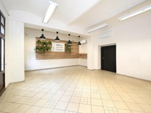 Pronájem obchodního prostoru, Hradec Králové, Pospíšilova, 78 m2