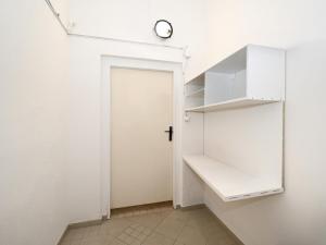 Pronájem obchodního prostoru, Hradec Králové, Pospíšilova, 78 m2