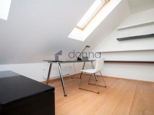 Pronájem bytu 2+kk, Praha, Na výšinách, 76 m2