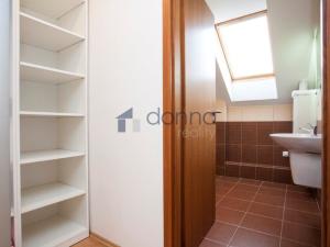 Pronájem bytu 2+kk, Praha, Na výšinách, 76 m2