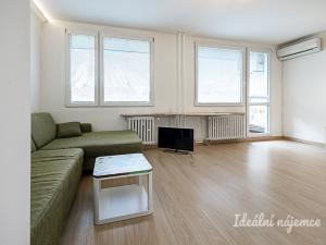 Pronájem bytu 3+kk, Praha - Strašnice, Průběžná, 66 m2