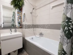 Prodej bytu 2+1, Cerhenice - Cerhýnky, 66 m2