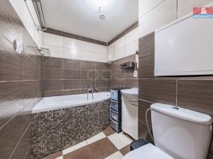 Prodej bytu 3+1, Chomutov, Borová, 62 m2