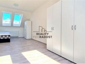 Pronájem pokoje, Brno - Bosonohy, 148 m2