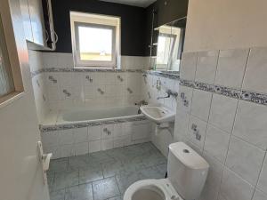 Prodej bytu 2+1, Horní Slavkov, Zahradní, 51 m2