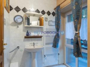 Prodej ubytování, Sněžné - Milovy, 644 m2