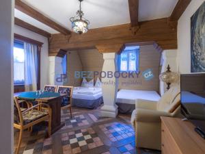 Prodej ubytování, Sněžné - Milovy, 644 m2