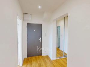 Pronájem bytu 3+kk, Praha - Kobylisy, Famfulíkova, 65 m2
