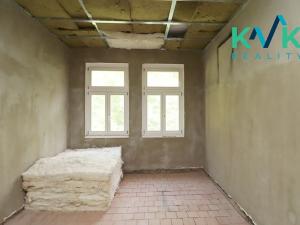 Prodej bytu 4+1, Karlovy Vary, Sadová, 154 m2