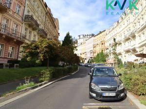 Prodej bytu 4+1, Karlovy Vary, Sadová, 154 m2