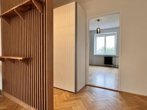 Pronájem bytu 2+1, Praha - Dejvice, Kafkova, 53 m2