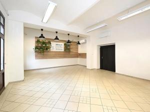 Pronájem obchodního prostoru, Hradec Králové, Pospíšilova, 78 m2