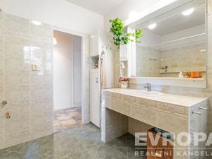 Prodej rodinného domu, Kamenice - Nová Hospoda, Na Vyhlídce, 380 m2