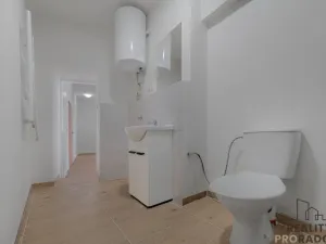 Pronájem bytu 2+kk, Znojmo, Kollárova, 42 m2