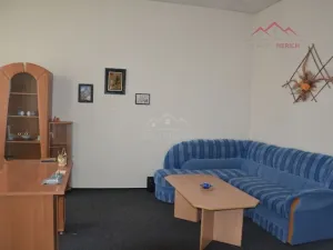 Pronájem kanceláře, Chomutov, Hálkova, 55 m2