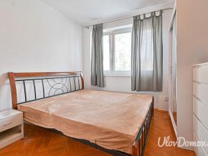 Prodej bytu 2+1, Rosice, Husova čtvrť, 58 m2