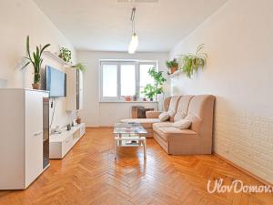 Prodej bytu 2+1, Rosice, Husova čtvrť, 58 m2