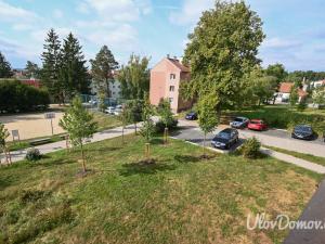 Prodej bytu 2+1, Rosice, Husova čtvrť, 58 m2