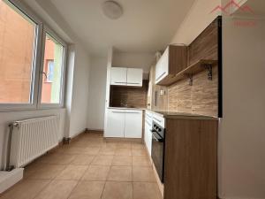 Pronájem bytu 2+1, Chomutov, Na Příkopech, 52 m2