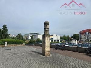 Pronájem bytu 1+kk, Chomutov, Žižkovo náměstí, 34 m2