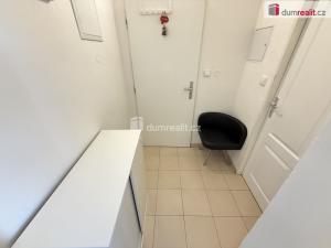 Pronájem bytu 2+kk, Praha - Smíchov, Klicperova, 60 m2