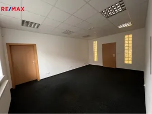Pronájem kanceláře, Třebíč - Stařečka, Polanka, 42 m2