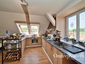 Prodej rodinného domu, Nová Bystřice, Vídeňská, 800 m2
