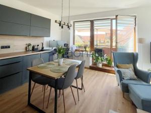 Pronájem bytu 2+kk, Praha, U jízdárny, 52 m2