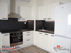 Pronájem bytu 1+kk, Plzeň - Jižní Předměstí, Goldscheiderova, 39 m2