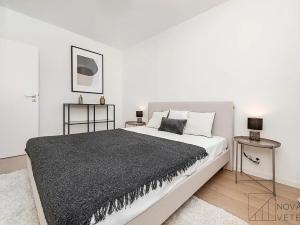 Prodej bytu 4+kk, Praha - Horní Měcholupy, Parmská, 80 m2