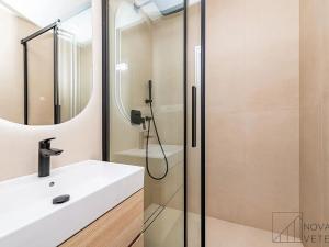 Prodej bytu 3+kk, Praha - Strašnice, Mukařovská, 52 m2