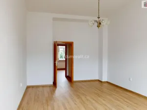 Pronájem bytu 2+1, Opava - Předměstí, Nákladní, 70 m2