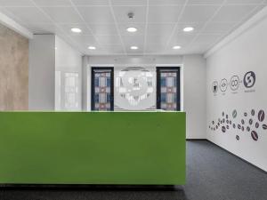 Pronájem kanceláře, Praha - Holešovice, Jankovcova, 241 m2