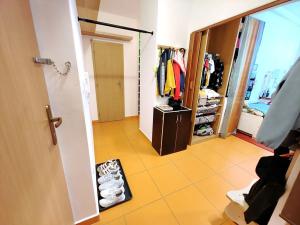 Prodej bytu 3+kk, Milovice, Slepá, 65 m2