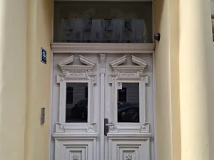Prodej bytu 2+kk, Praha - Bubeneč, U studánky, 63 m2