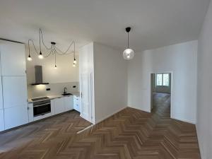 Prodej bytu 2+kk, Praha - Bubeneč, U studánky, 63 m2