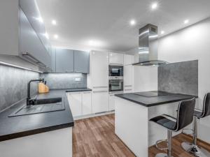 Pronájem bytu 3+kk, Praha - Strašnice, Zvěřinova, 90 m2