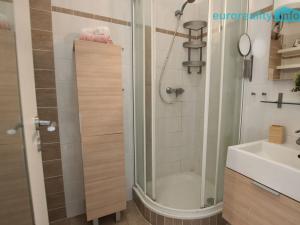Prodej bytu 1+kk, Praha, Washingtonova, 31 m2