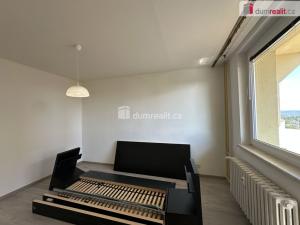 Pronájem bytu 3+1, Brno - Kohoutovice, Axmanova, 70 m2