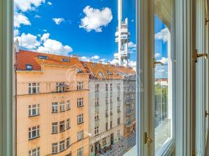 Prodej bytu 2+kk, Praha - Vinohrady, Laubova, 63 m2