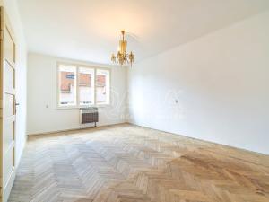 Prodej bytu 2+kk, Praha - Vinohrady, Laubova, 63 m2