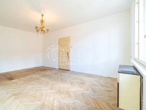 Prodej bytu 2+kk, Praha - Vinohrady, Laubova, 63 m2