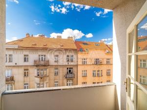 Prodej bytu 2+kk, Praha - Vinohrady, Laubova, 63 m2