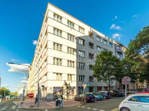 Prodej bytu 2+kk, Praha - Vinohrady, Laubova, 63 m2